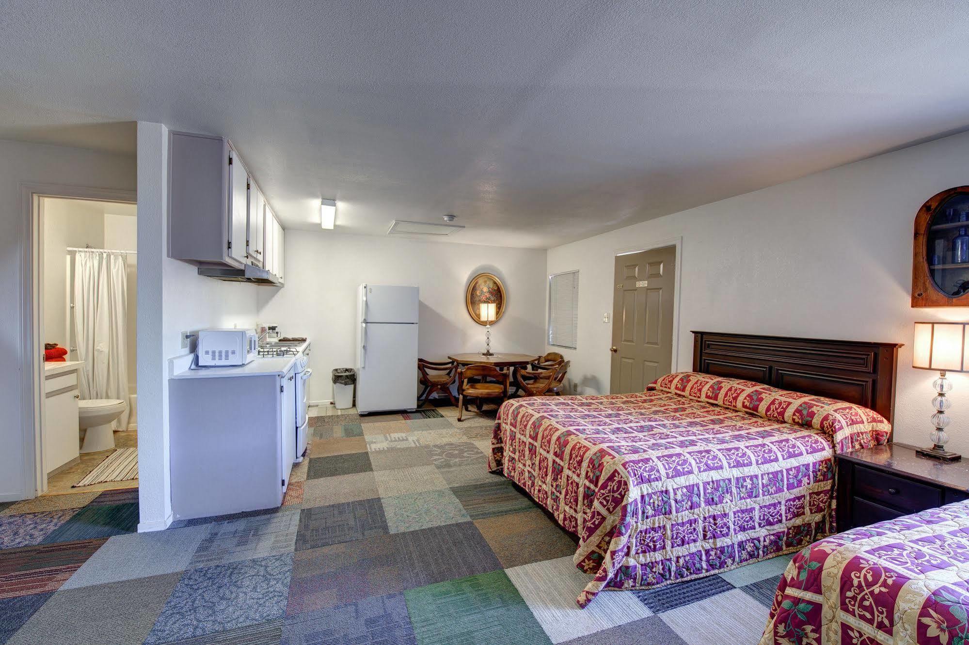 Crimson Hills Motel Parowan Dış mekan fotoğraf