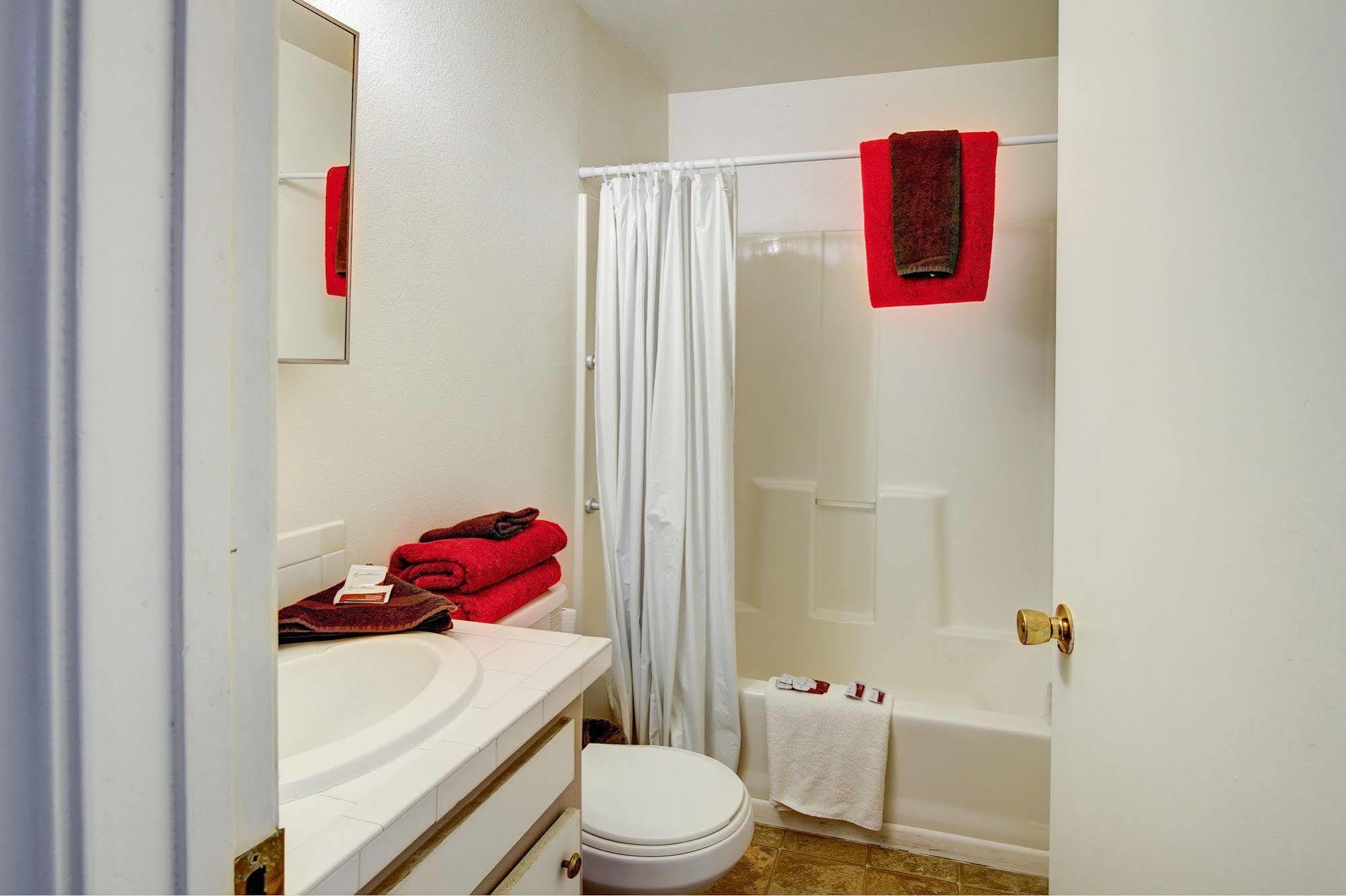 Crimson Hills Motel Parowan Dış mekan fotoğraf