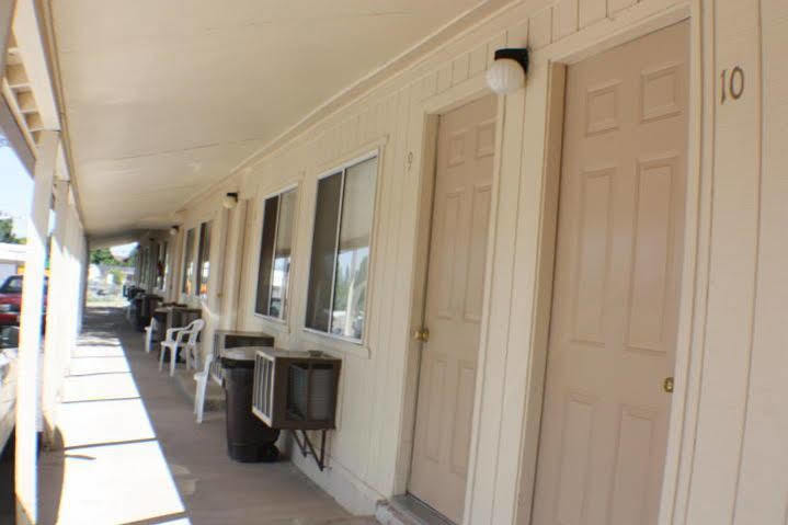 Crimson Hills Motel Parowan Dış mekan fotoğraf